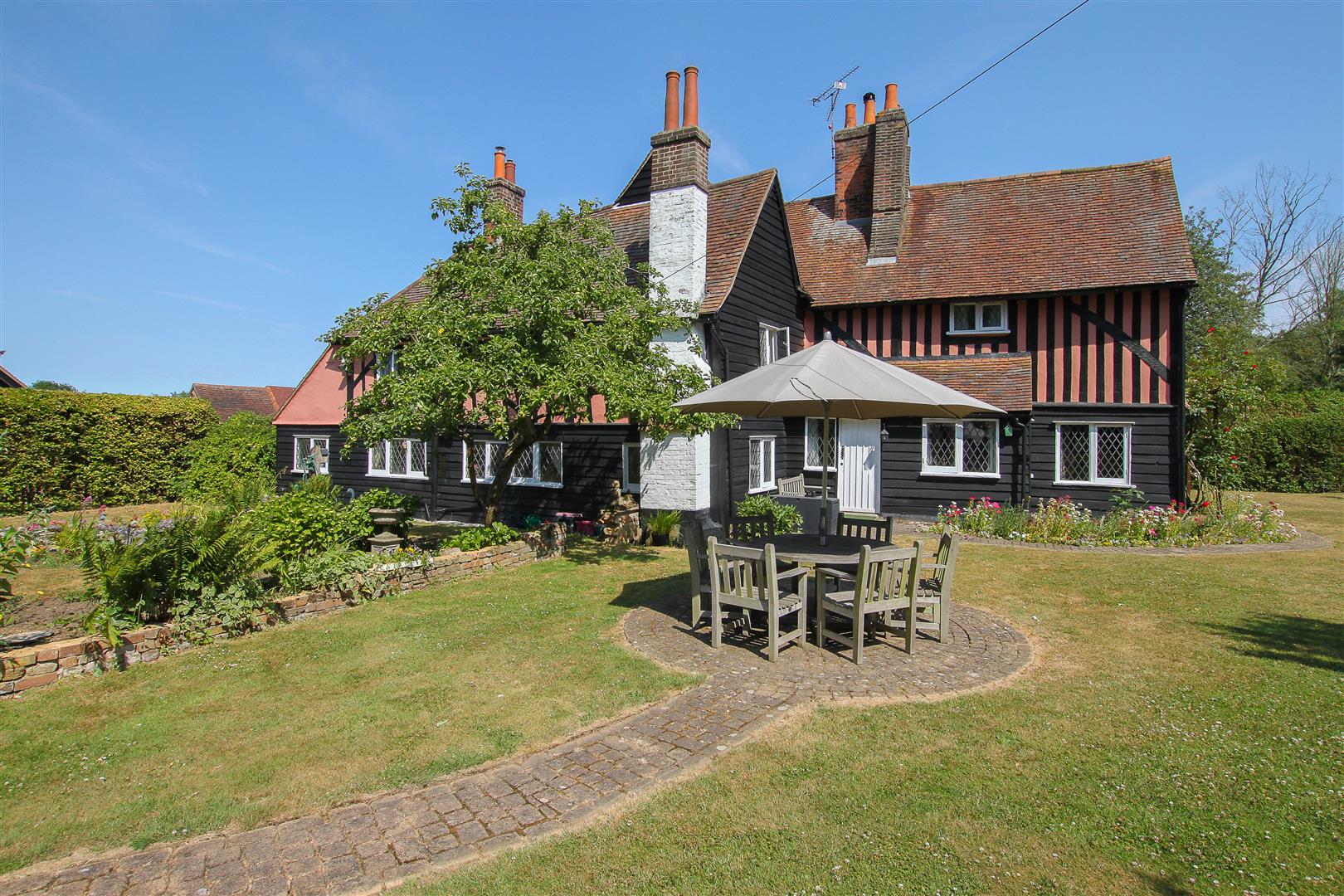 Days Lane, Doddinghurst, Brentwood Keith Ashton